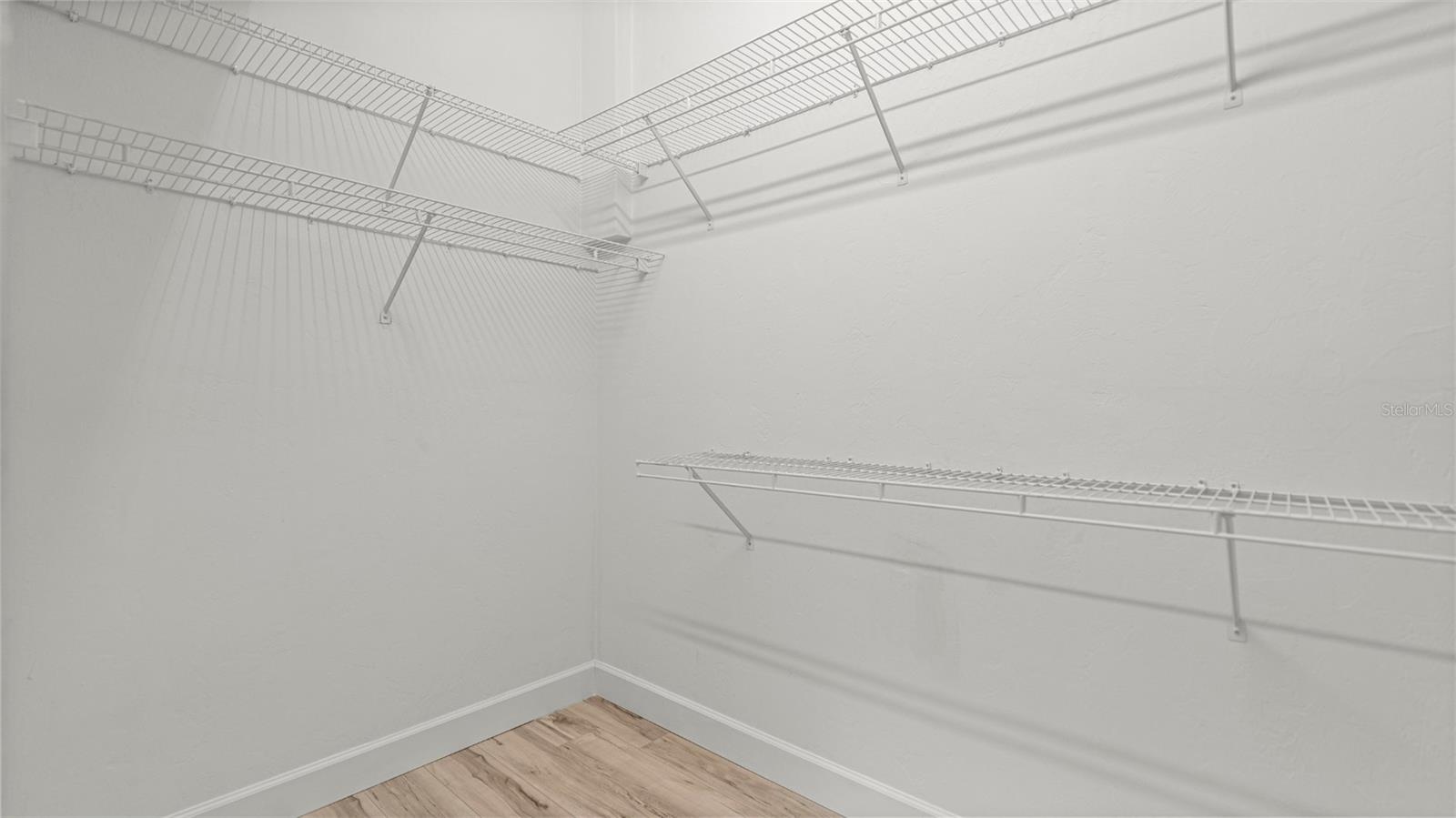 HP/HAMPSTEAD PK33,25-40,65-9 - Residential