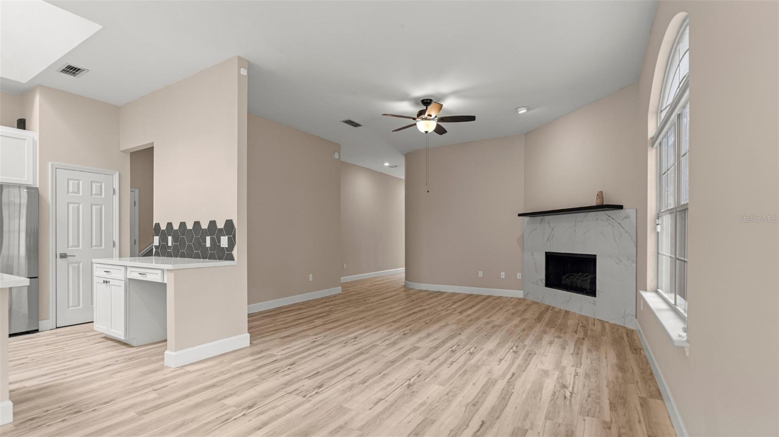 HP/HAMPSTEAD PK33,25-40,65-9 - Residential