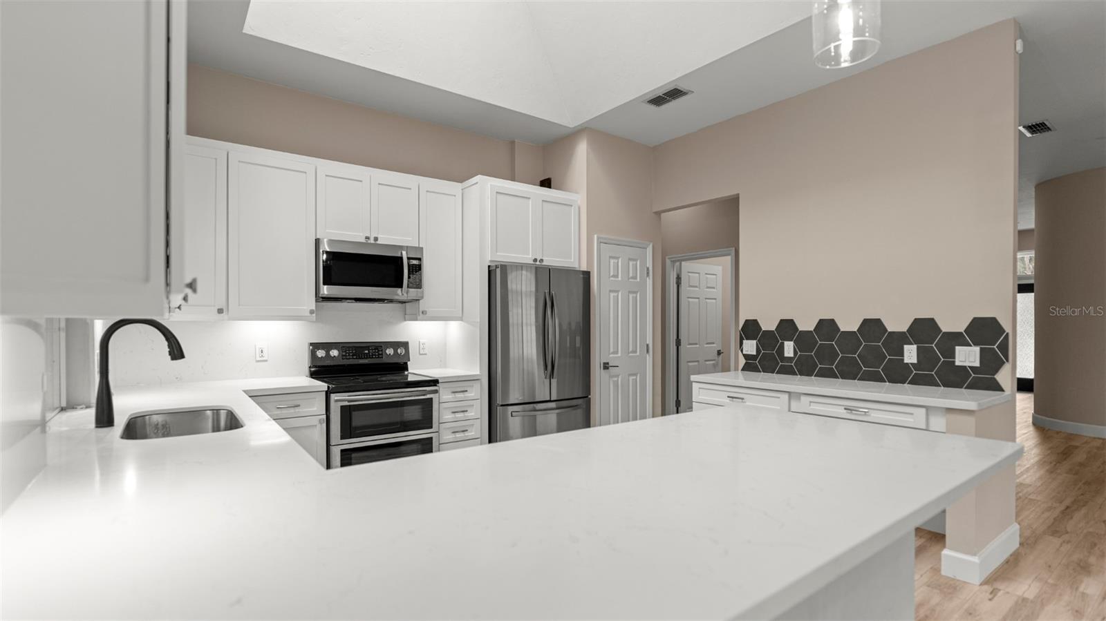 HP/HAMPSTEAD PK33,25-40,65-9 - Residential