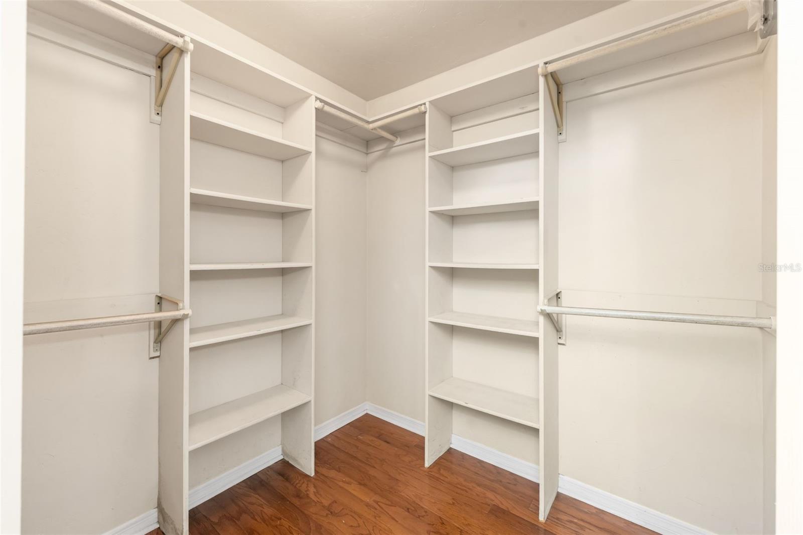 FAIRWAY ESTATES IN - Residential