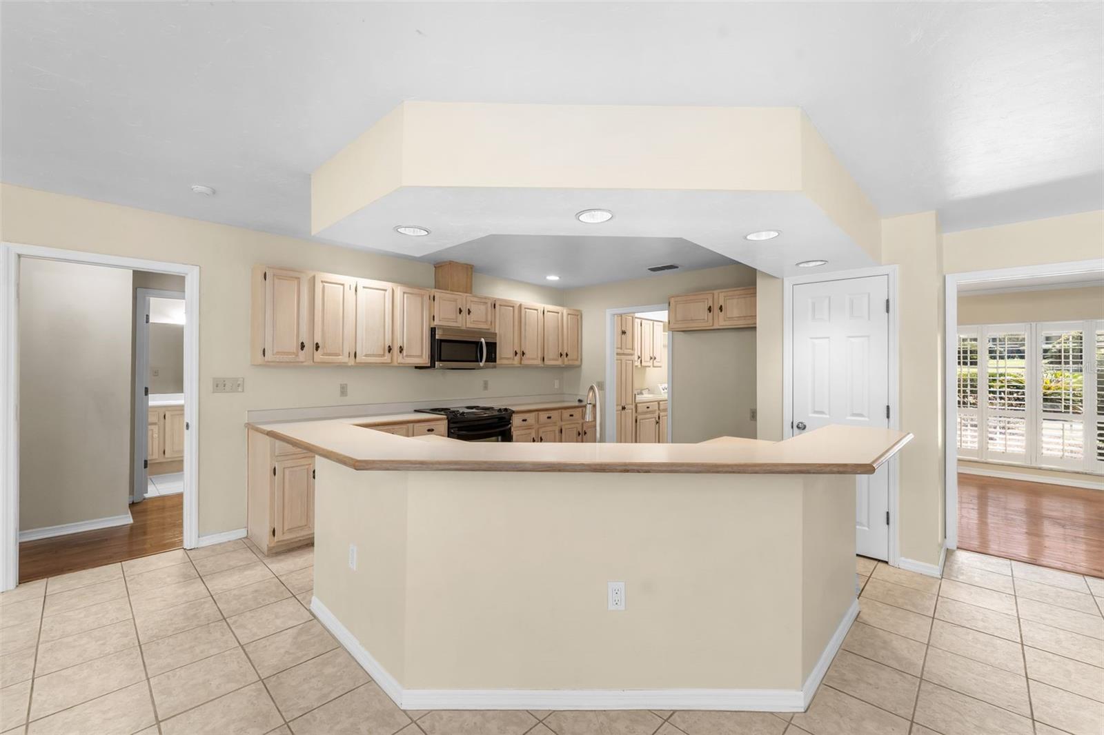 FAIRWAY ESTATES IN - Residential