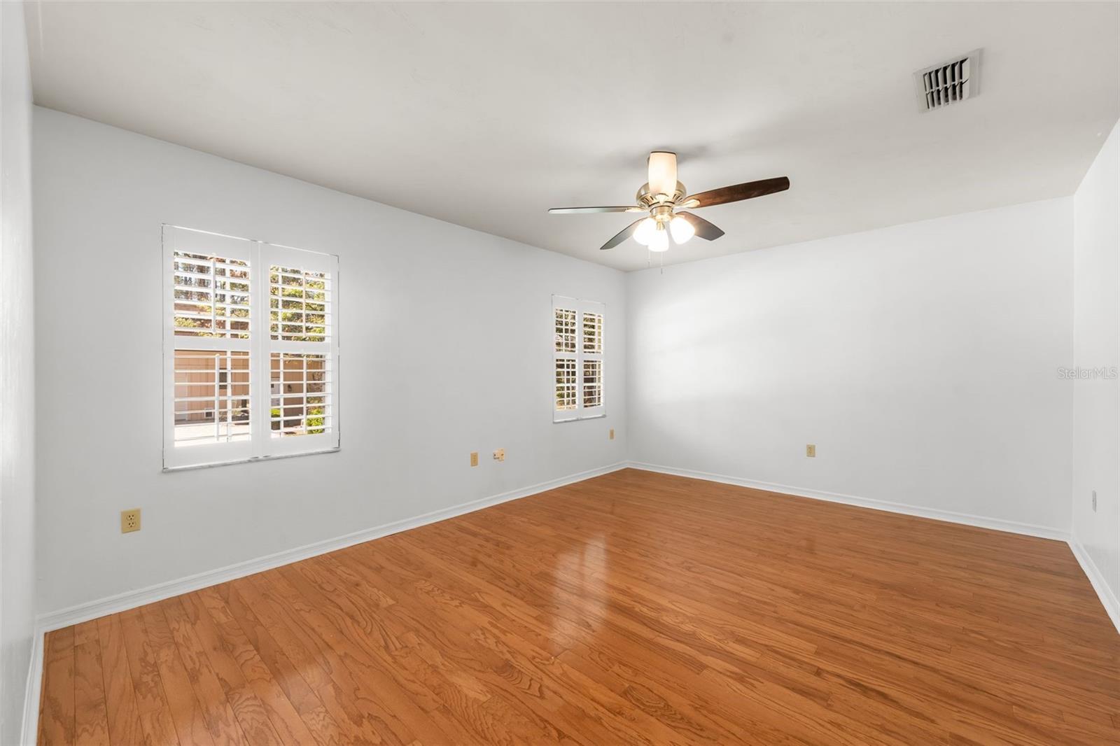 FAIRWAY ESTATES IN - Residential