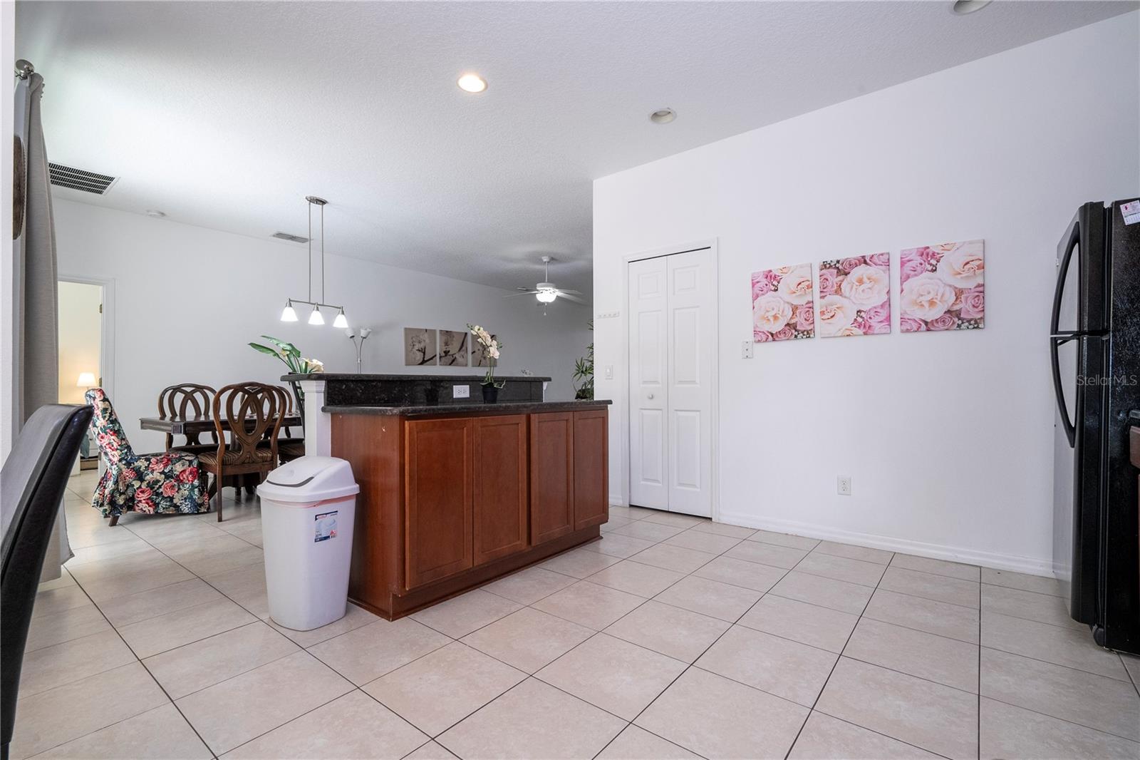 CRYSTAL COVE RESORT - Residential