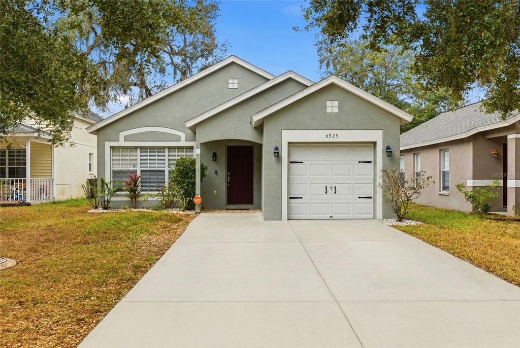Photo of 6925 Summer Harbor Lane, Riverview, FL 33578 (MLS # TB8472786)