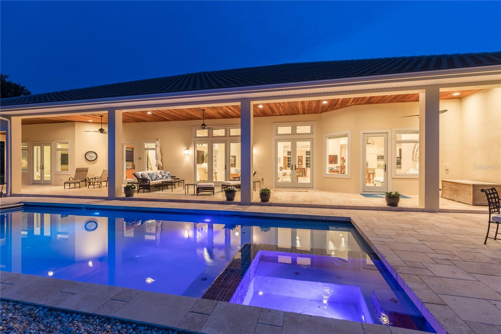 ISLAND ESTATES SUB - Residential