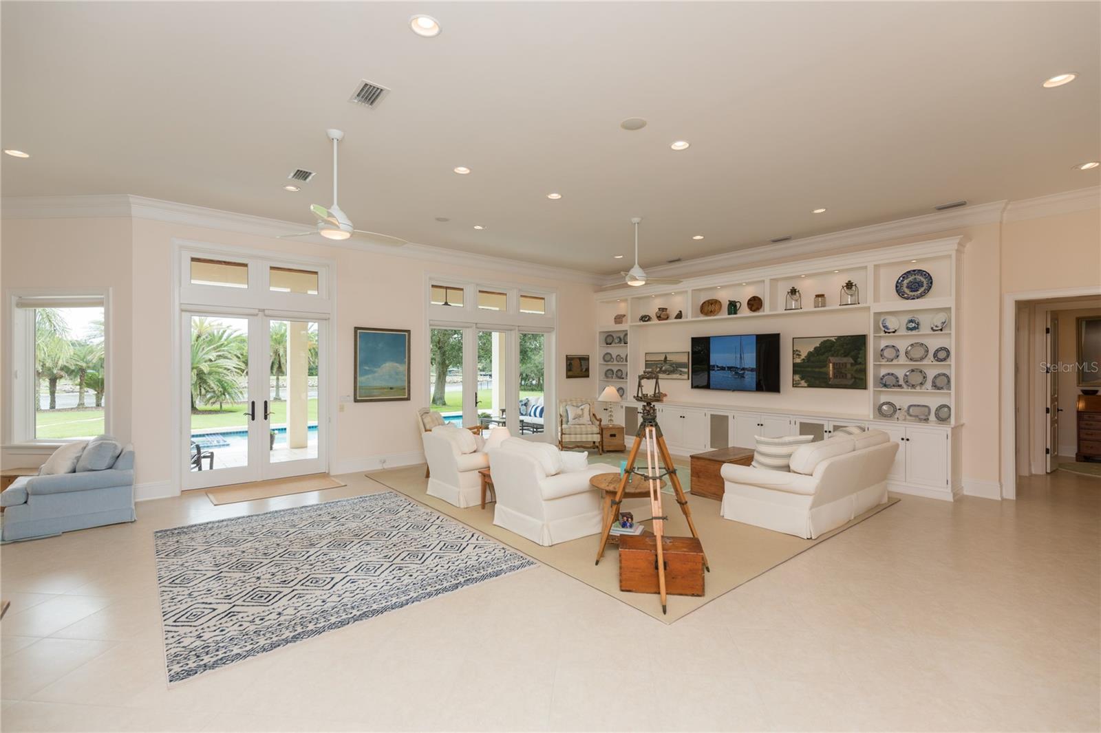 ISLAND ESTATES SUB - Residential