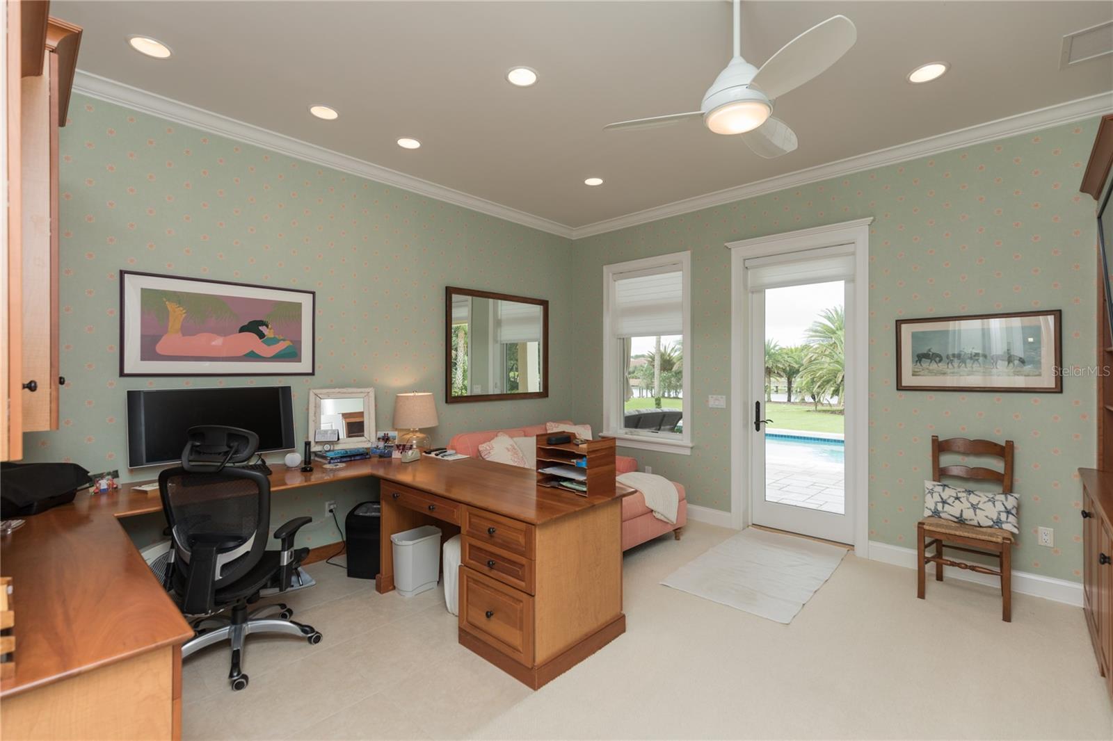 ISLAND ESTATES SUB - Residential