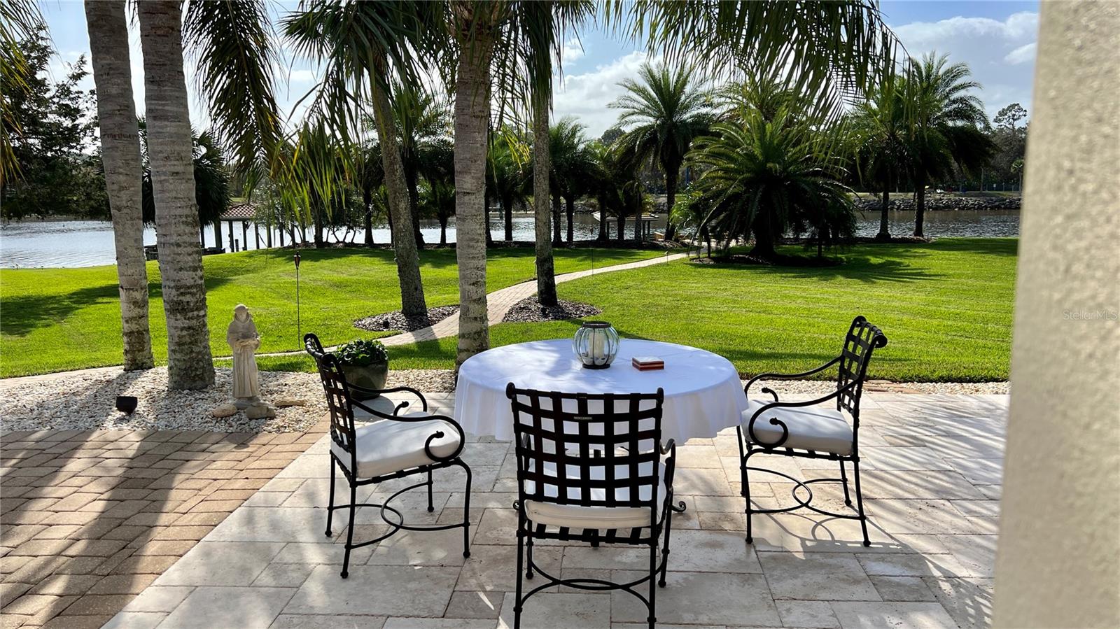 ISLAND ESTATES SUB - Residential