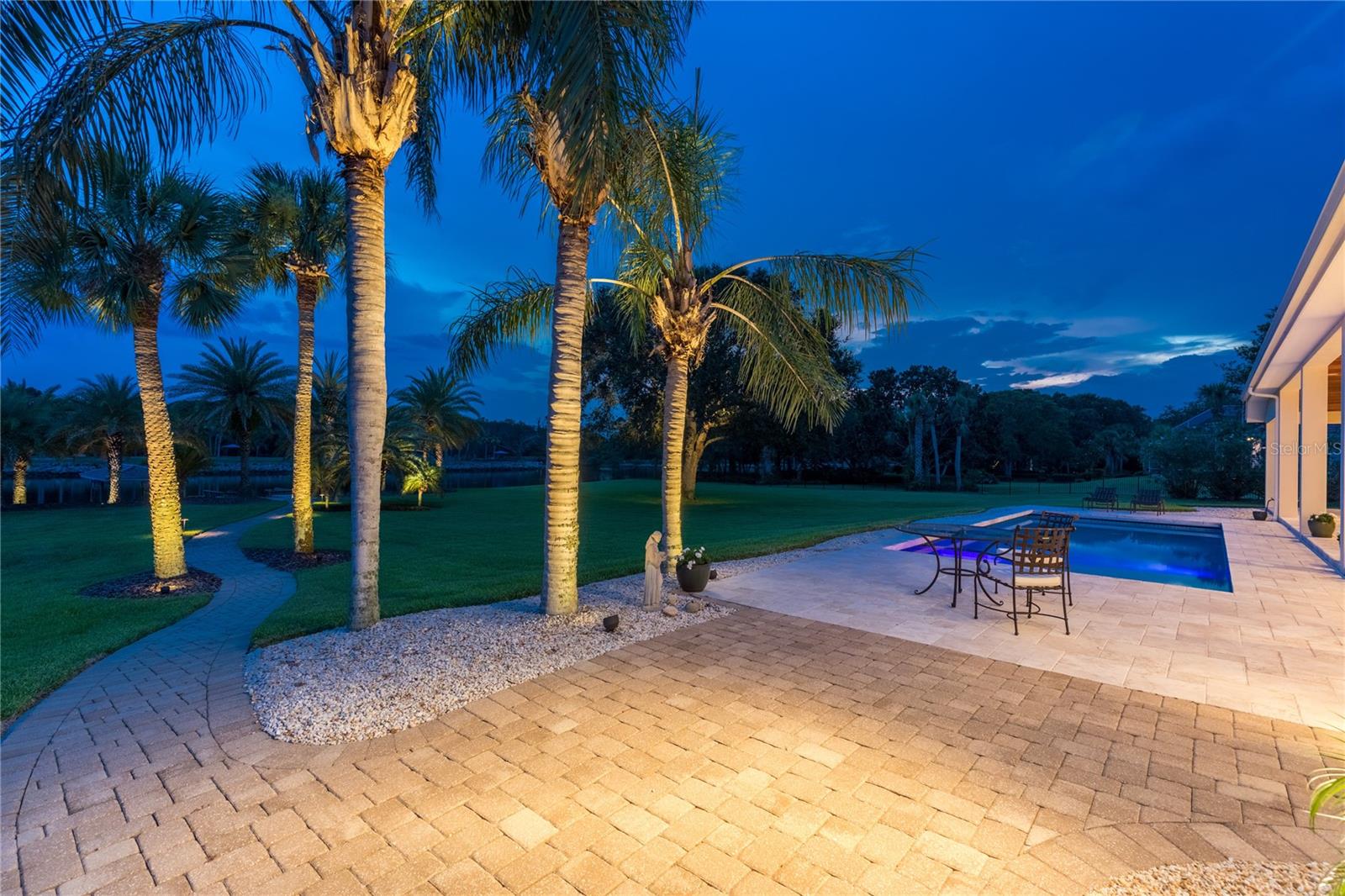 ISLAND ESTATES SUB - Residential