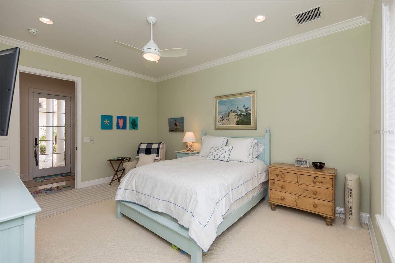 ISLAND ESTATES SUB - Residential