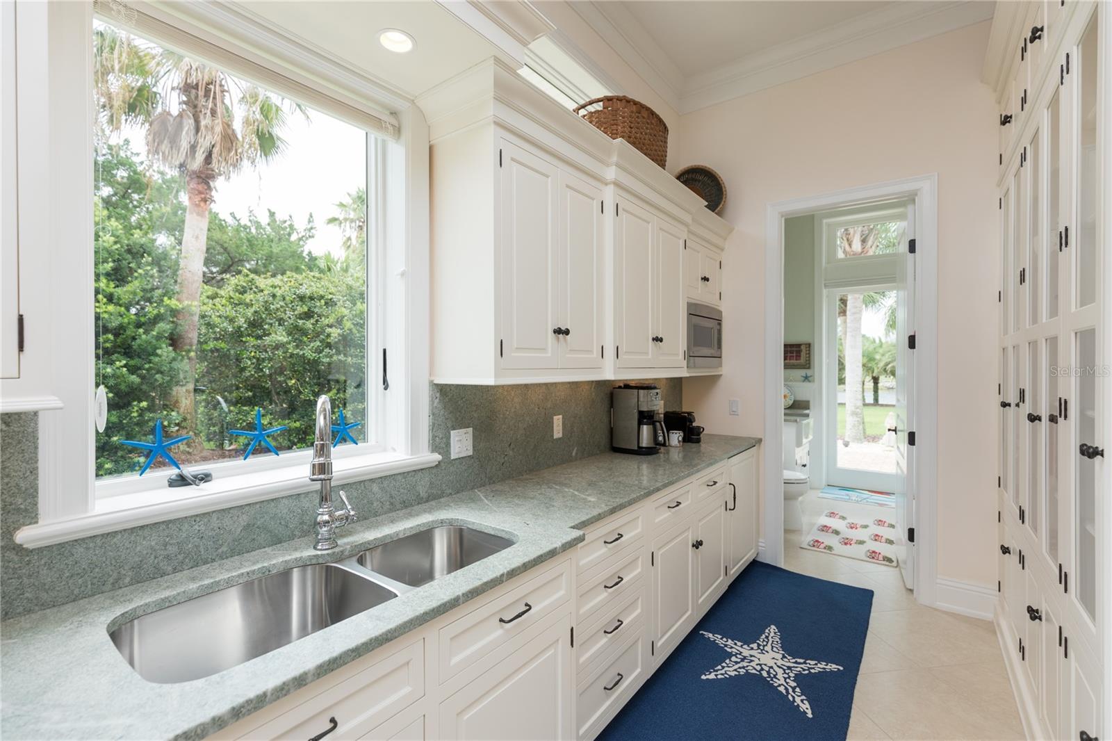 ISLAND ESTATES SUB - Residential