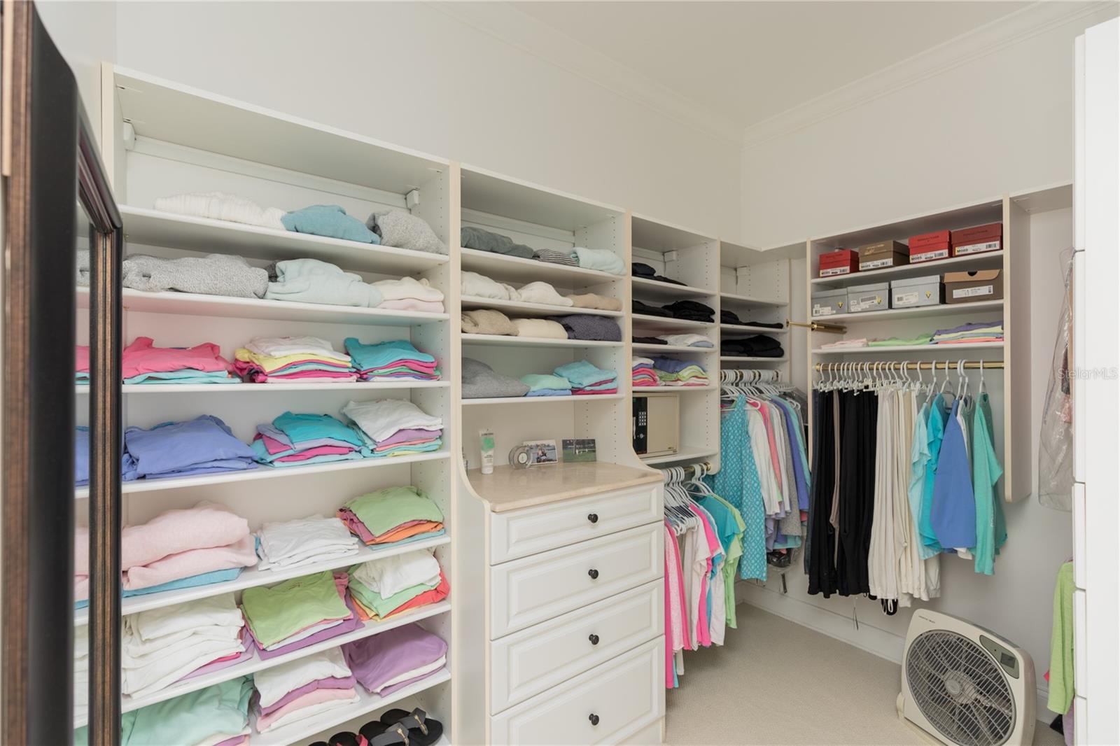 ISLAND ESTATES SUB - Residential