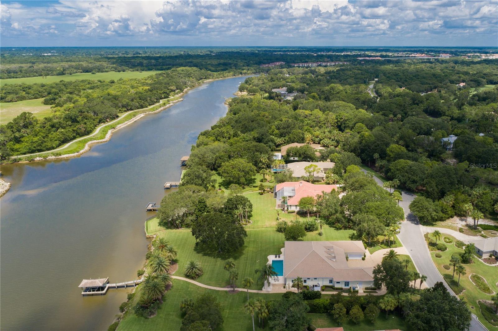 ISLAND ESTATES SUB - Residential