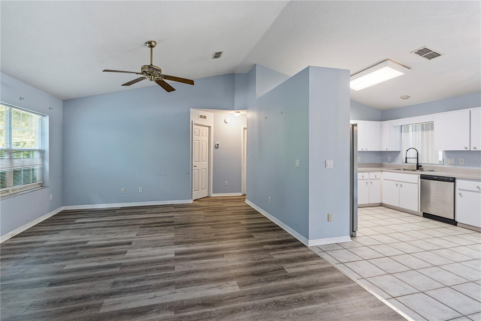 5542 NW 60TH TERRACE