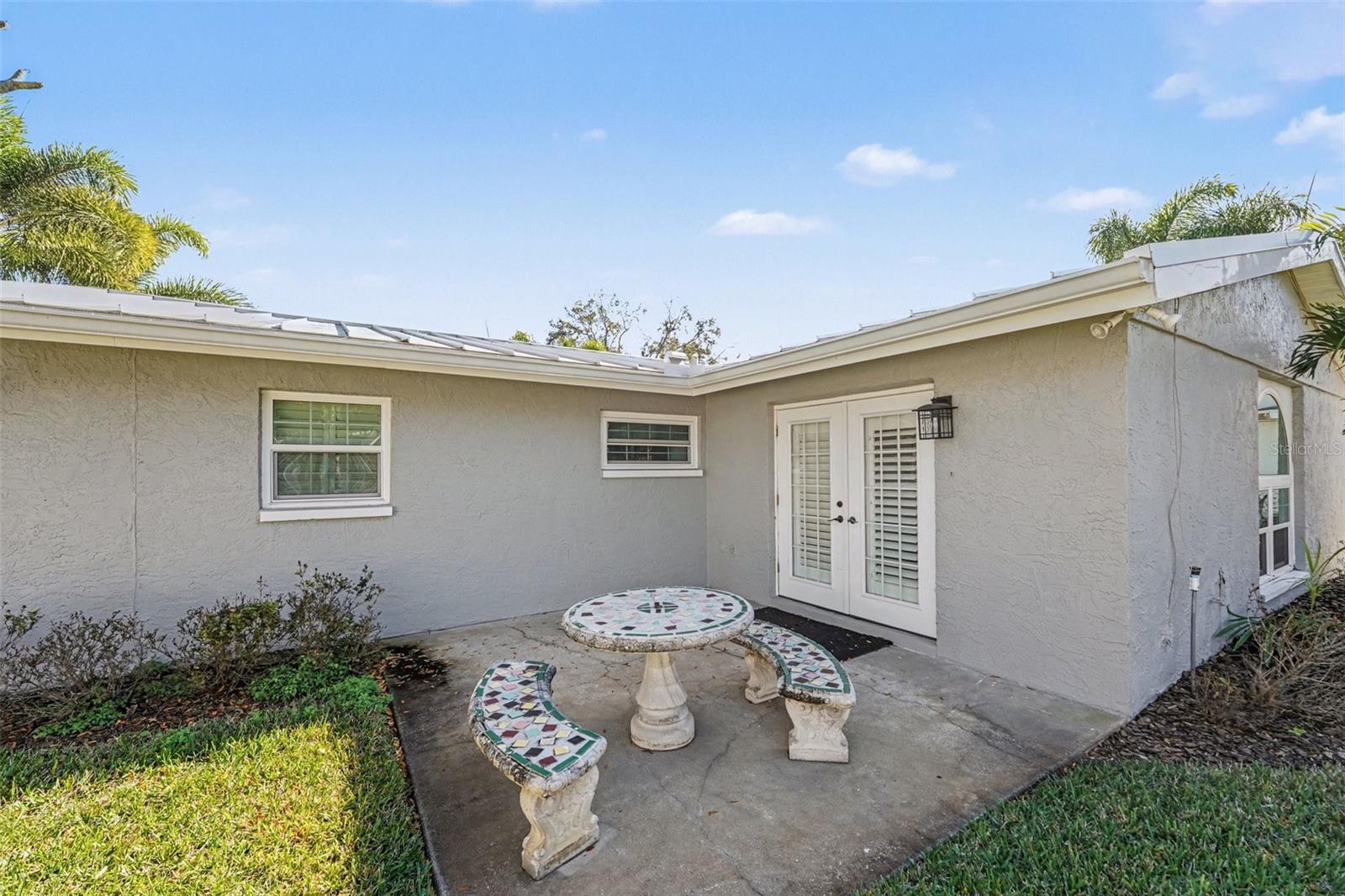 NORTH EAST PARK SHORES - Residential