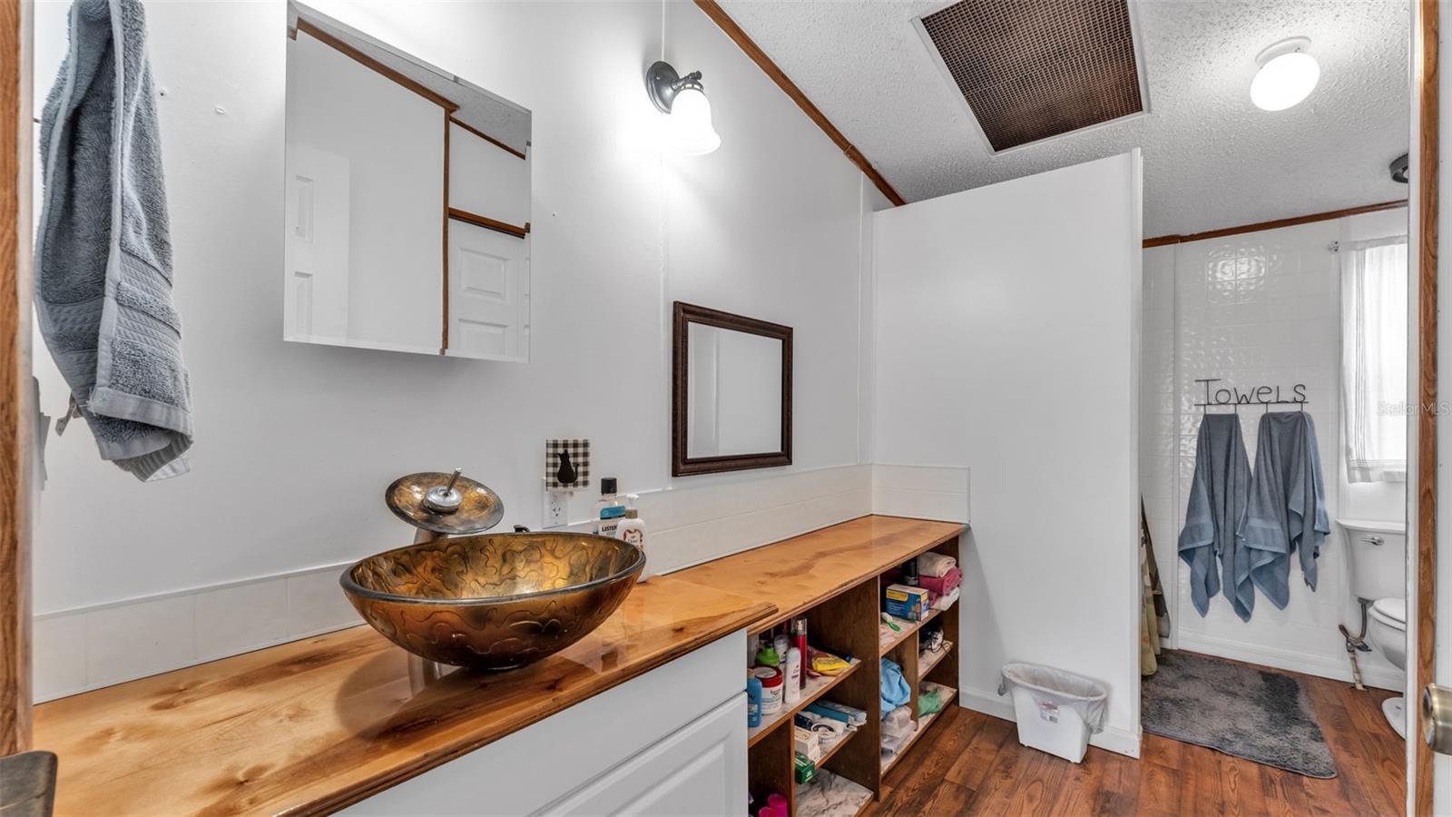 COUNTRY VIEW ESTATES - Residential