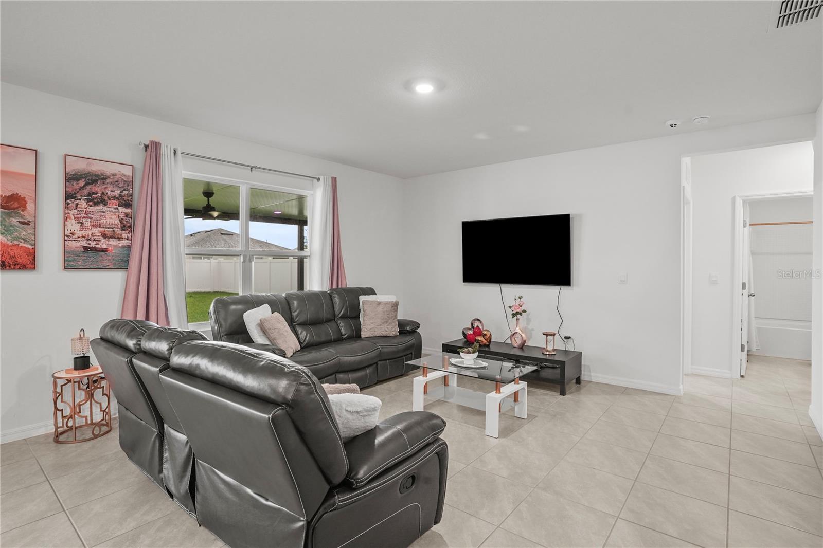 WIND MDWS SOUTH PH 1 - Residential