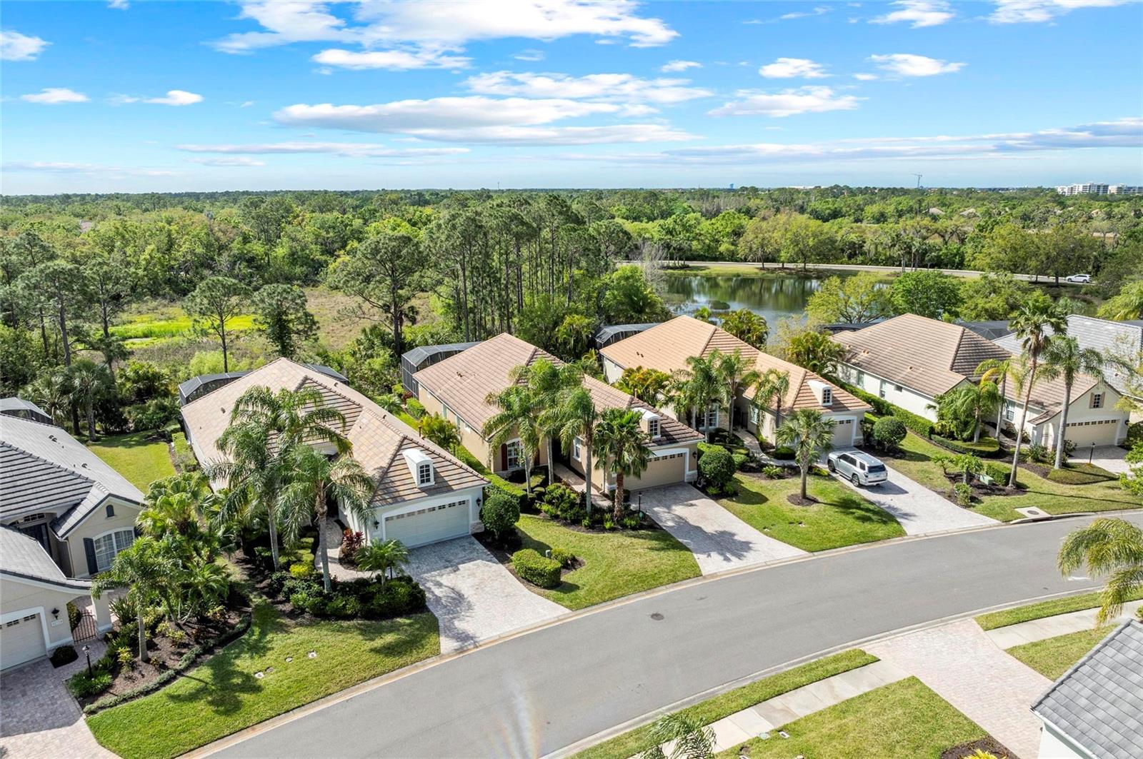 11716 STRANDHILL COURT