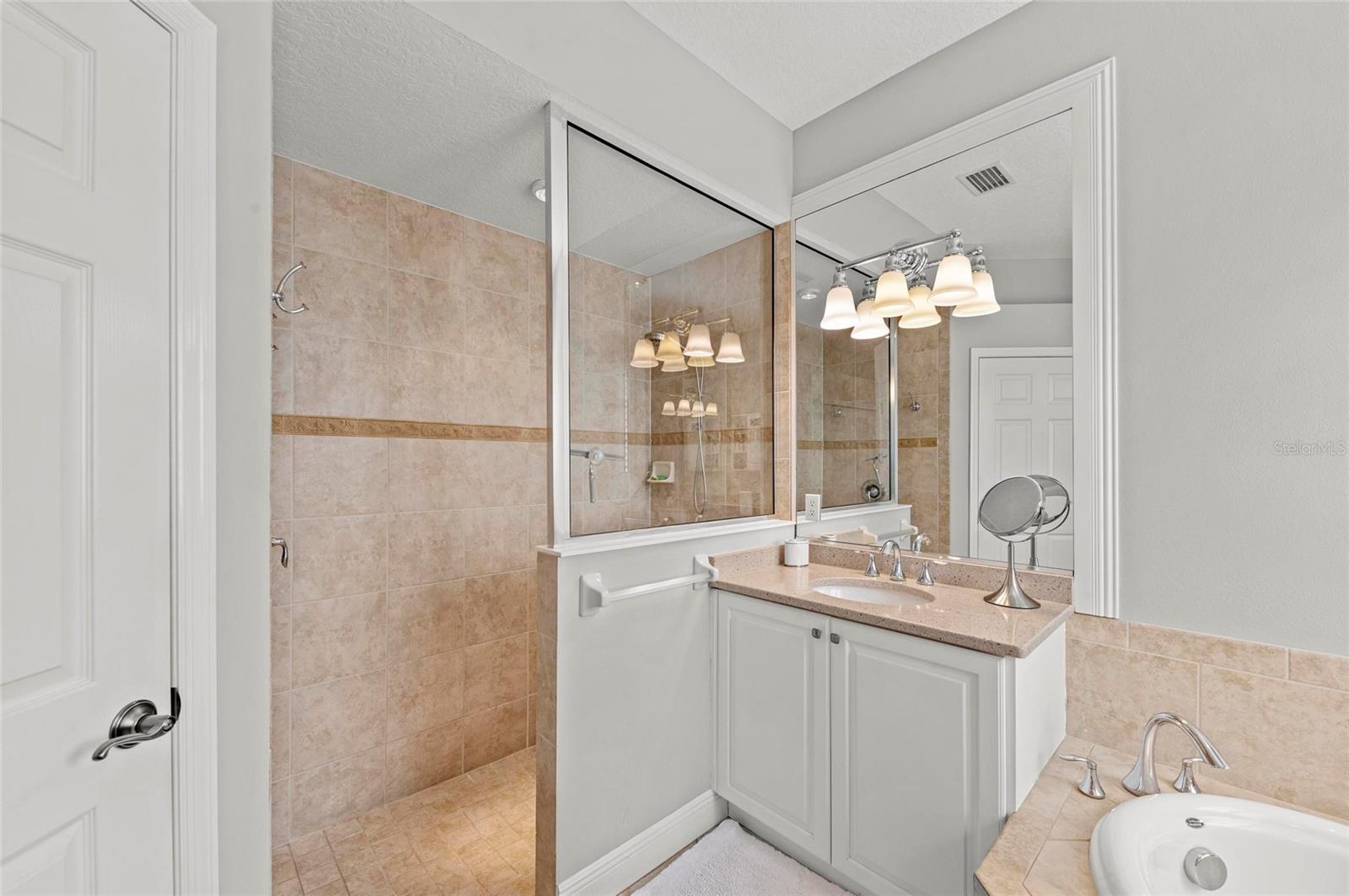 LAKEWOOD RANCH COUNTRY CLUB VILLAGE EE 2A-2E - Residential