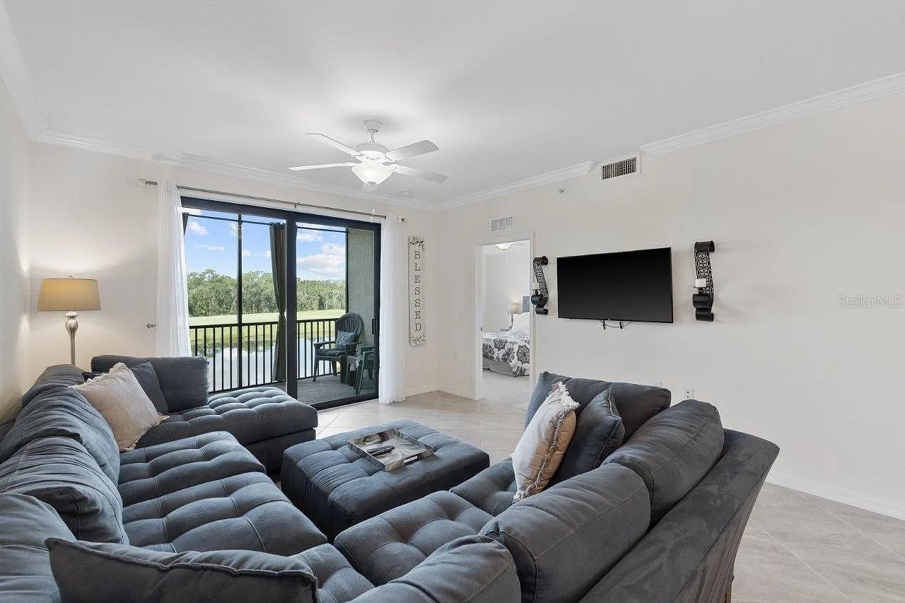 TERRACE VI AT LAKEWOOD NATIONAL PH I - Residential Lease