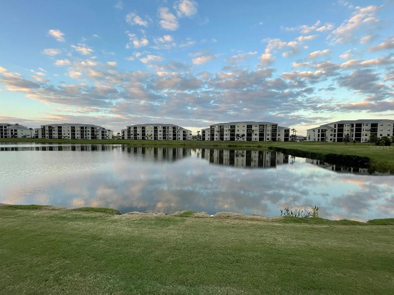 TERRACE VI AT LAKEWOOD NATIONAL PH I - Residential Lease