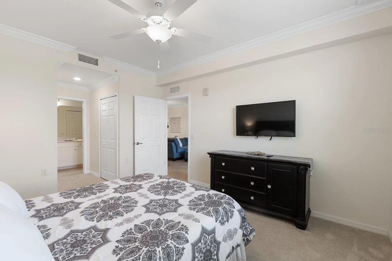 TERRACE VI AT LAKEWOOD NATIONAL PH I - Residential Lease