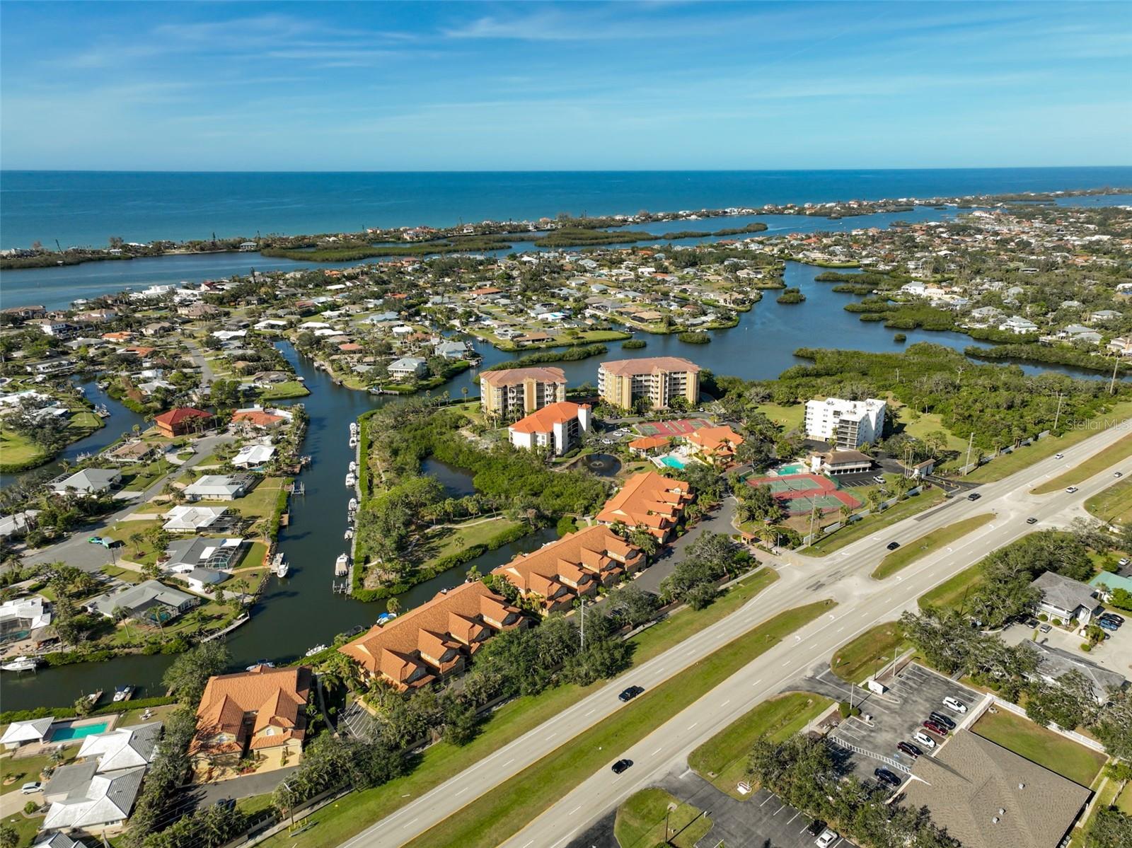 BLACKBURN HARBOR WATERFRONT VILLAS - Residential