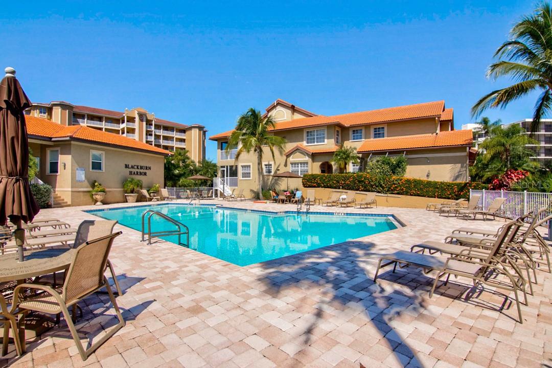 BLACKBURN HARBOR WATERFRONT VILLAS - Residential