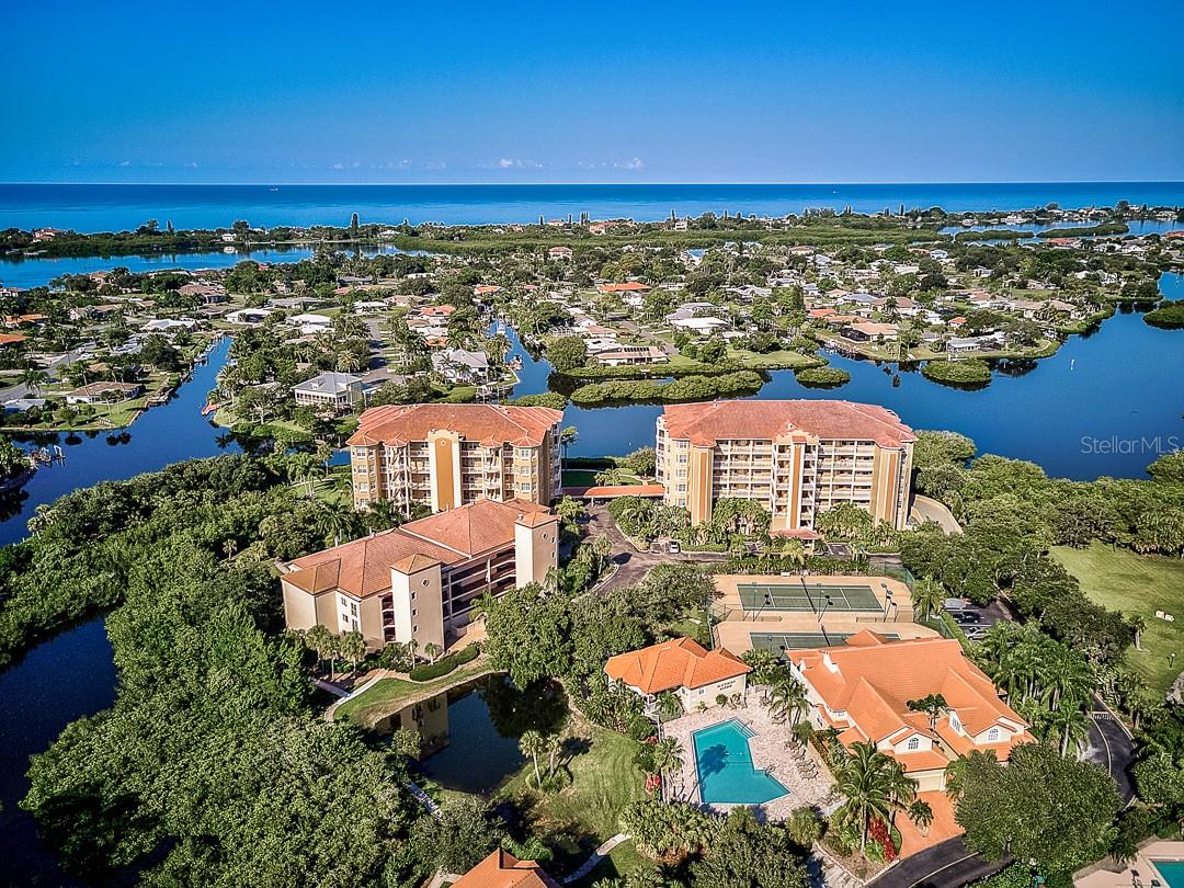 BLACKBURN HARBOR WATERFRONT VILLAS - Residential