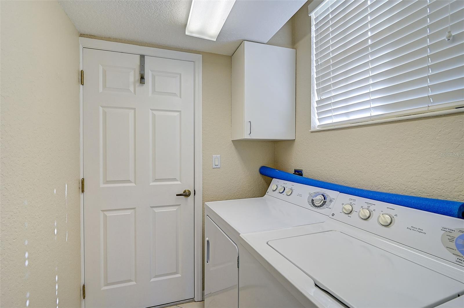 BLACKBURN HARBOR WATERFRONT VILLAS - Residential