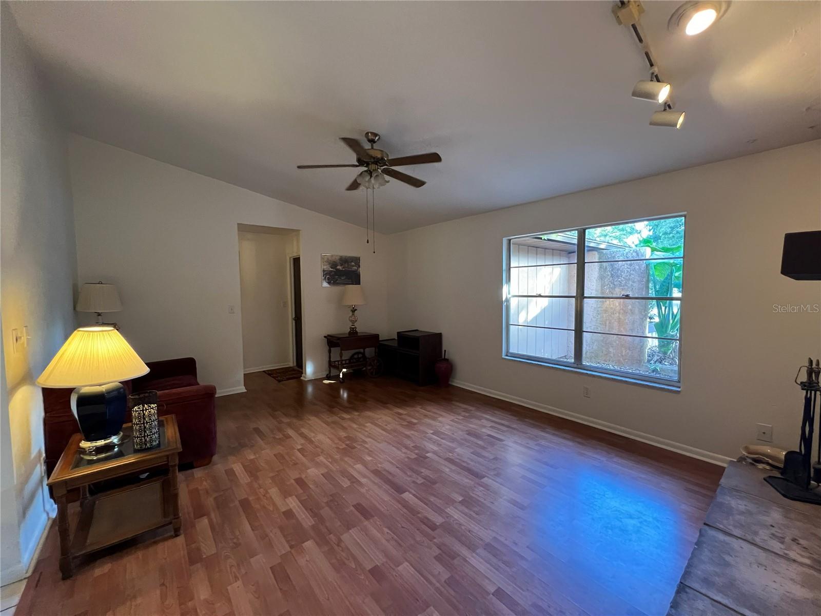 COUNTRYSIDE UNIT II - Residential