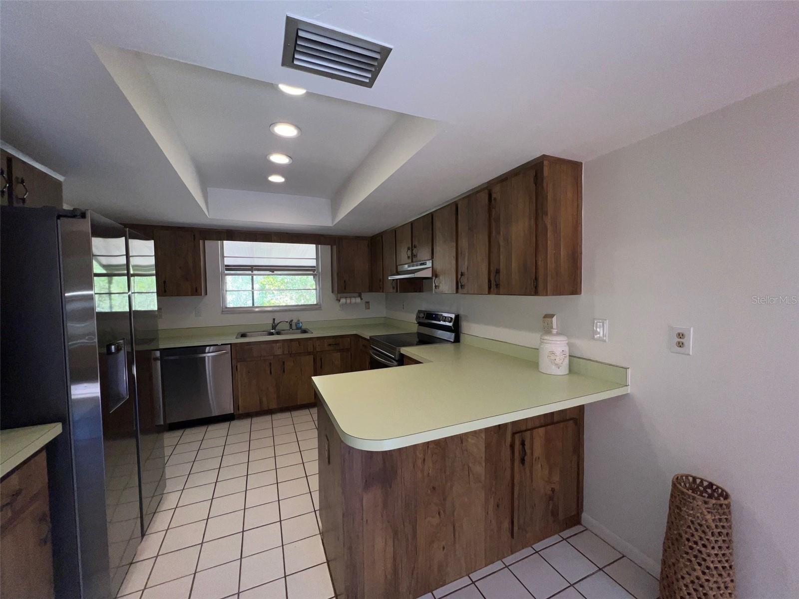 10818 NW 38TH AVENUE