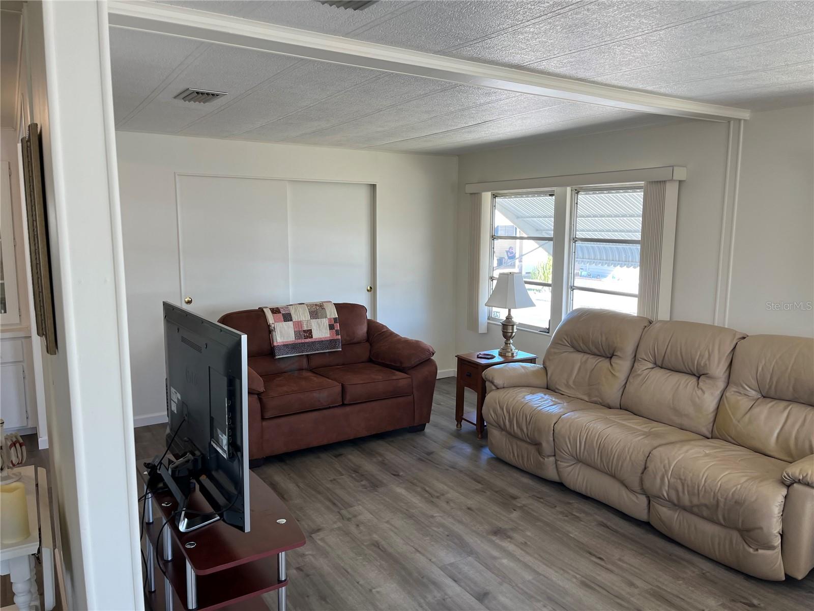 VENICE ISLE - Residential