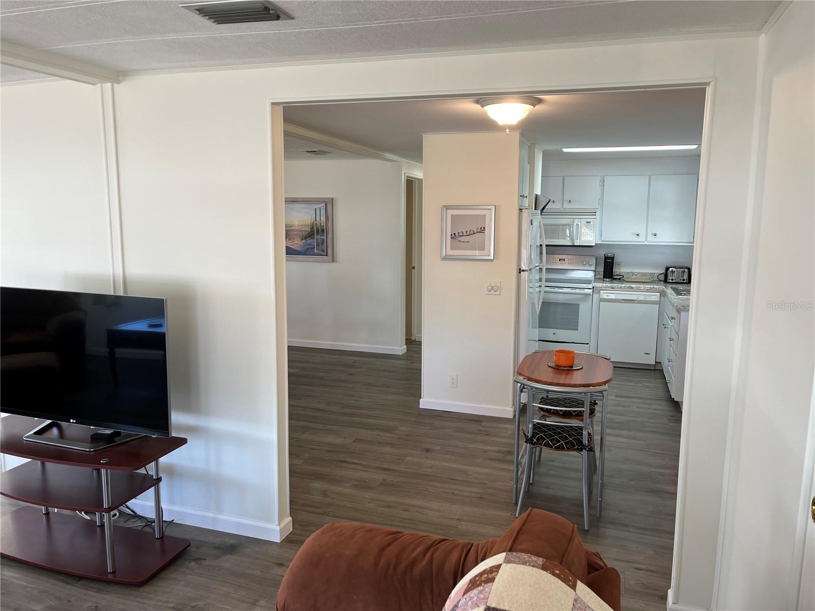 VENICE ISLE - Residential