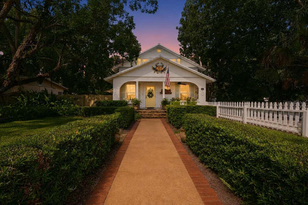 Photo of 1112 Palmetto Street, New Smyrna Beach, FL 32168 (MLS # NS1088833)