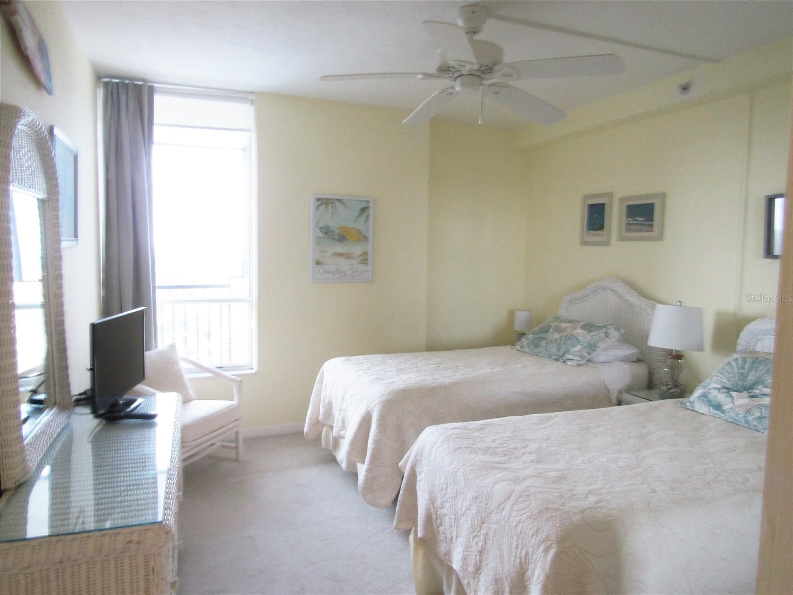 VALENCIA CONDO APTS - Residential Lease
