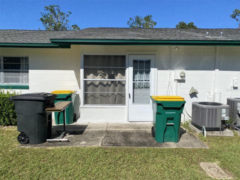 A home in DELAND