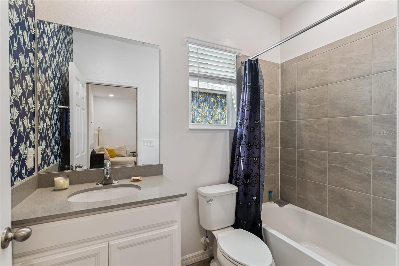 MEZZANO - Residential