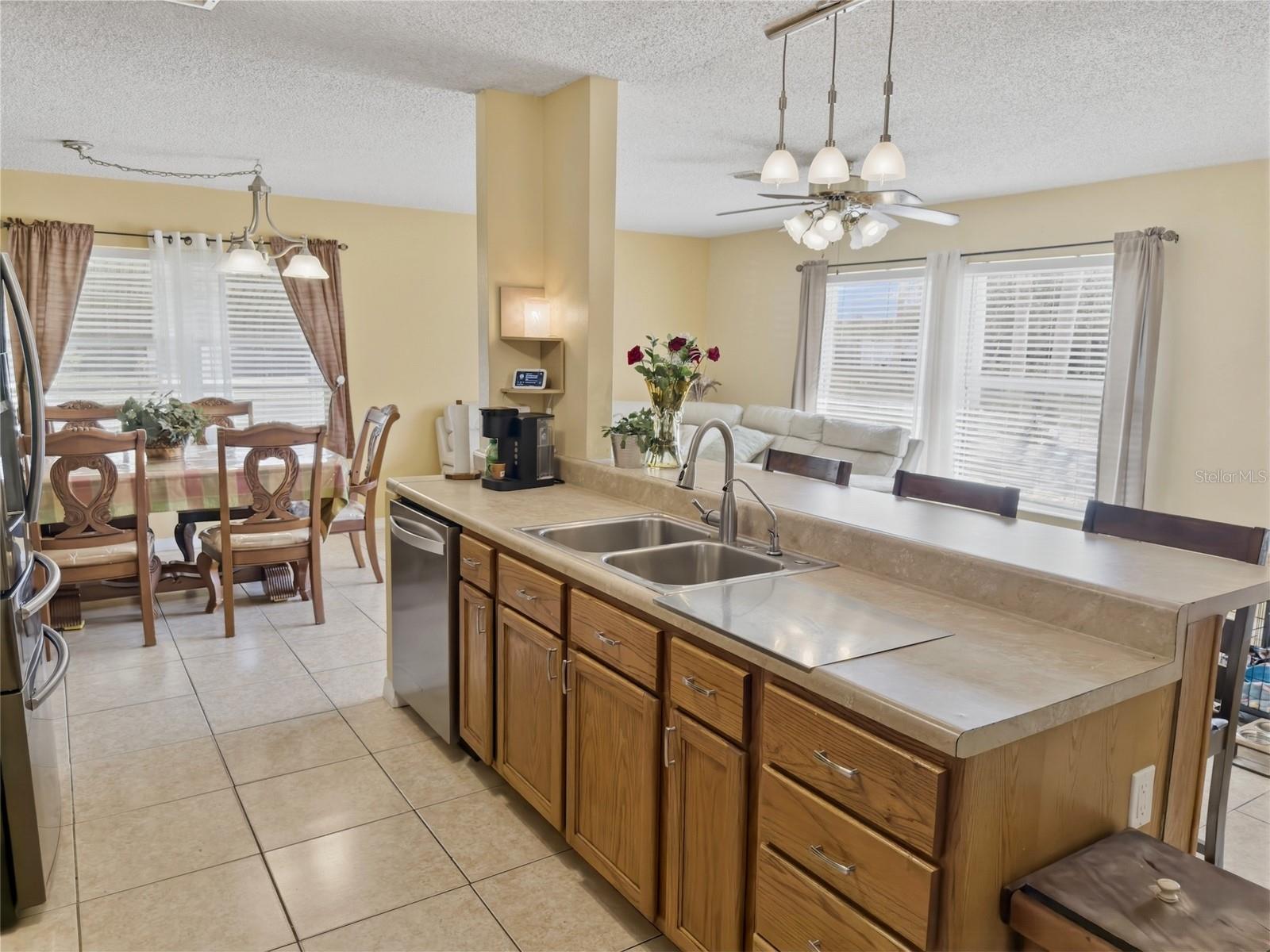 SEVEN SPGS HOMES - Residential