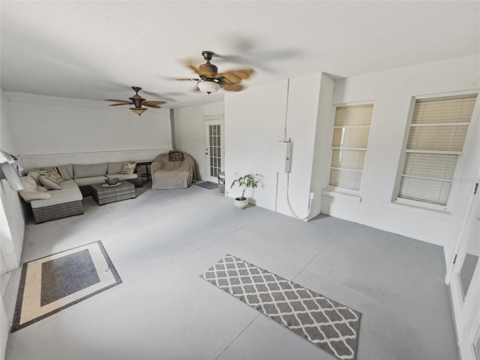 SEVEN SPGS HOMES - Residential