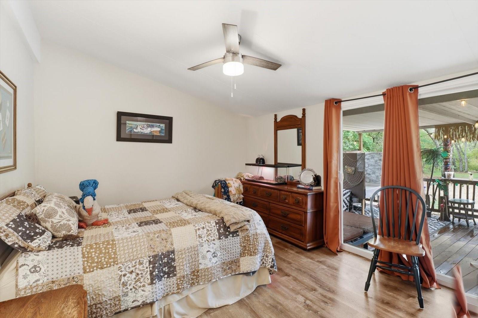 OAK FOREST ESTATES UNREC SUB - Residential