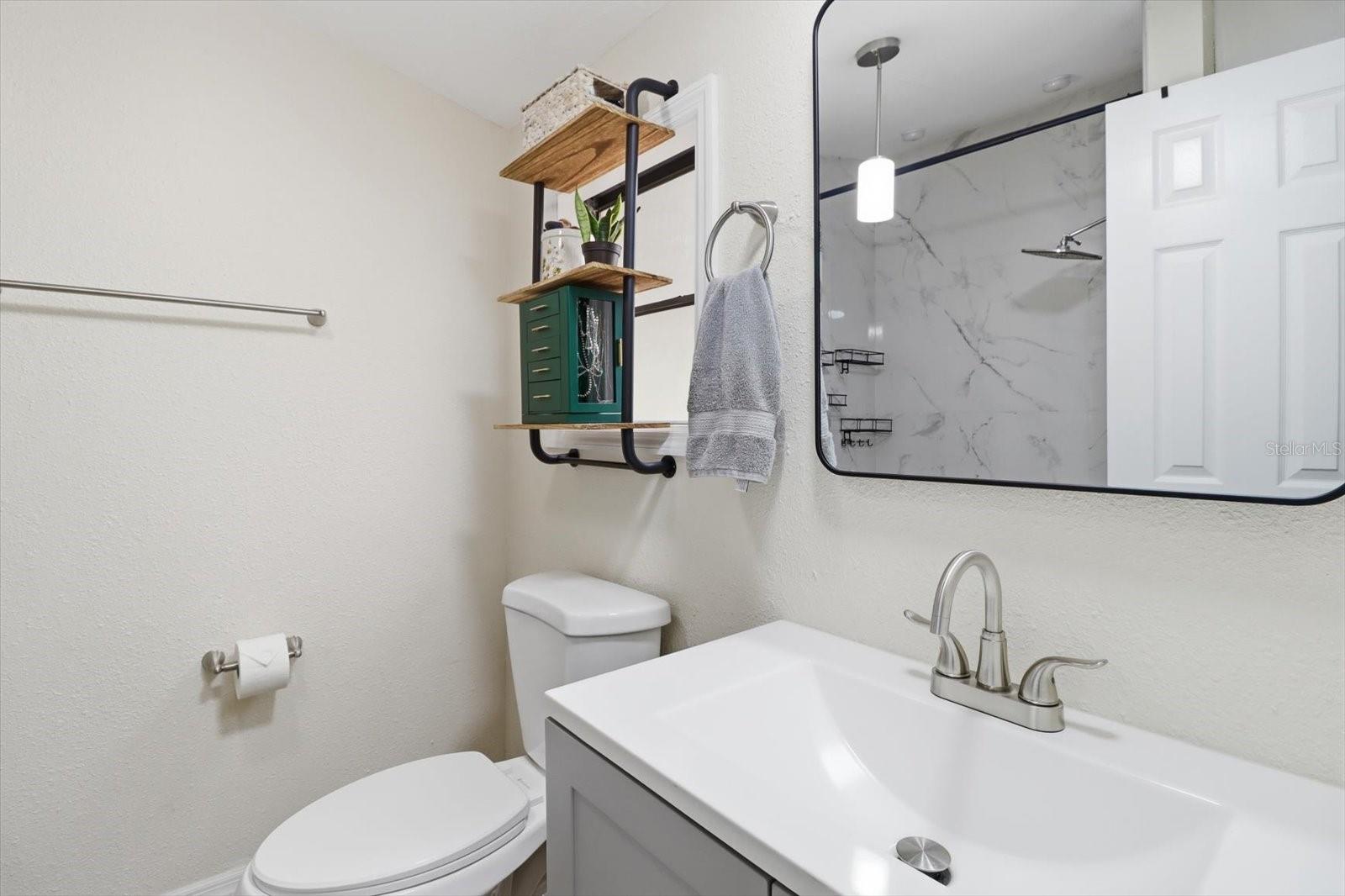 OAK FOREST ESTATES UNREC SUB - Residential