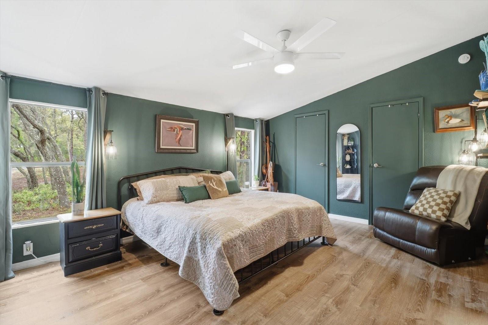 OAK FOREST ESTATES UNREC SUB - Residential