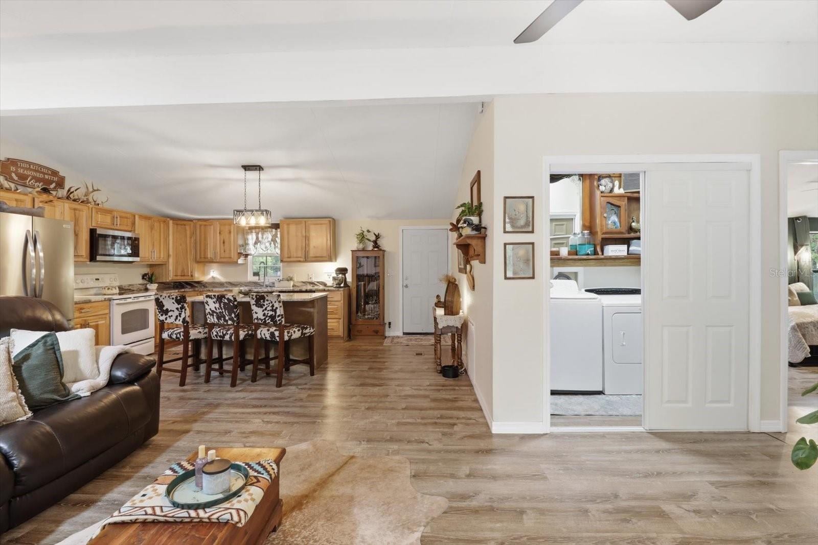 OAK FOREST ESTATES UNREC SUB - Residential