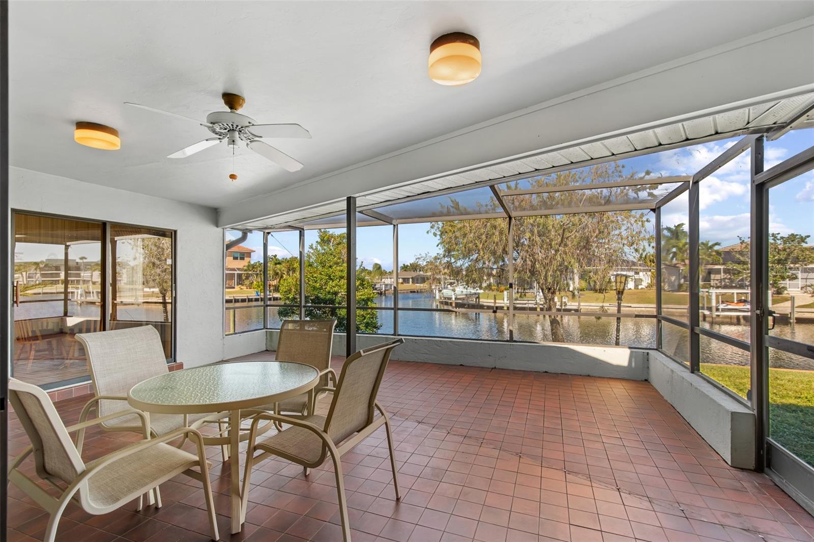 PUNTA GORDA ISLES SEC 11 - Residential