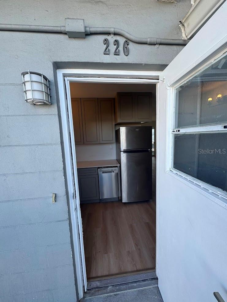 LAKE KILLARNEY CONDO - Residential Lease