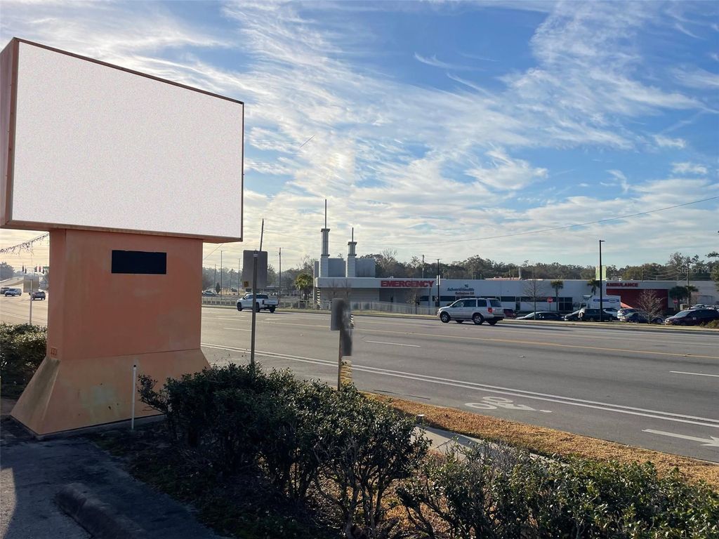 Photo of 5925 SE Abshier Boulevard, Belleview, FL 34420 (MLS # OM715361)