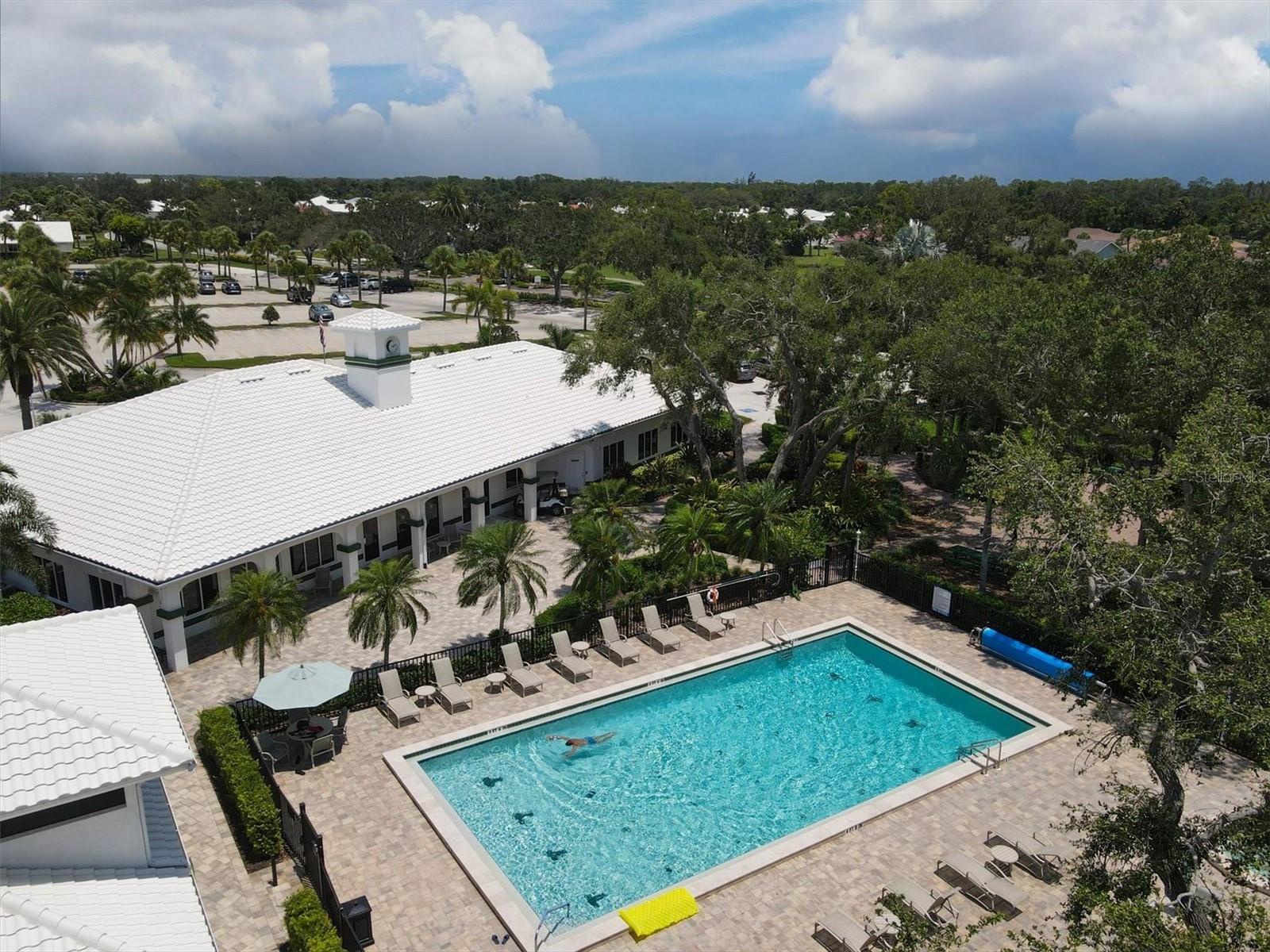 TURNBERRY PLACE - Residential