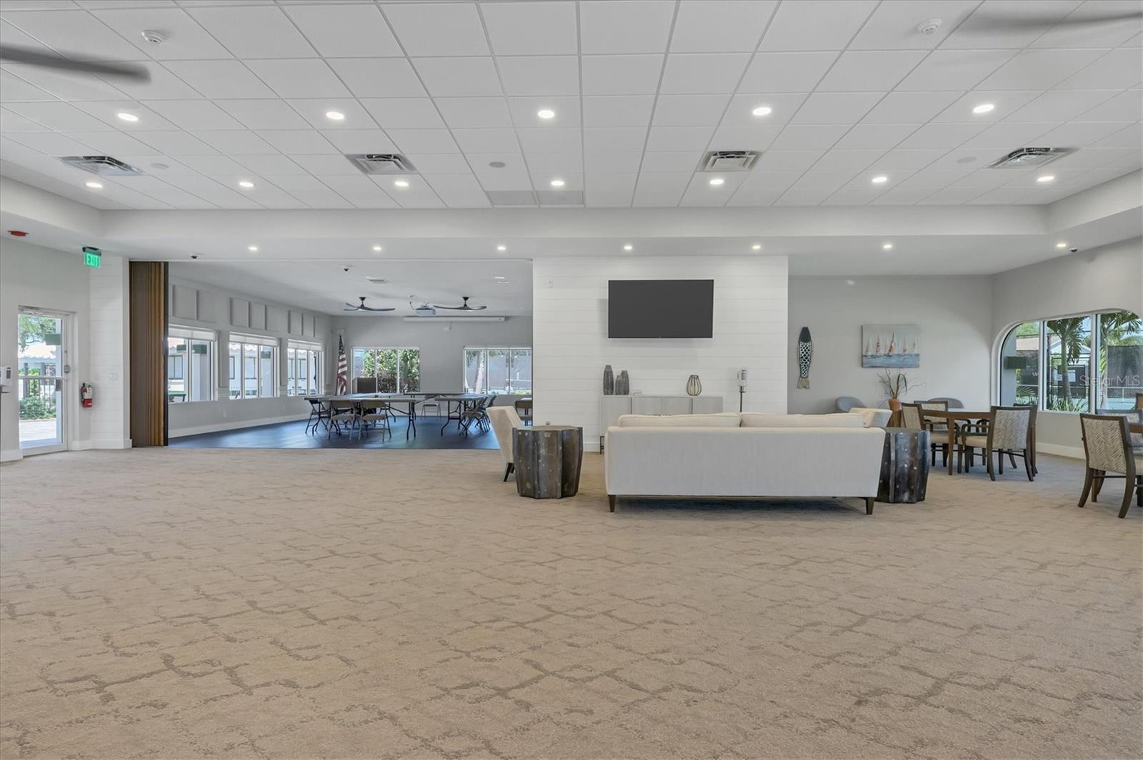 TURNBERRY PLACE - Residential