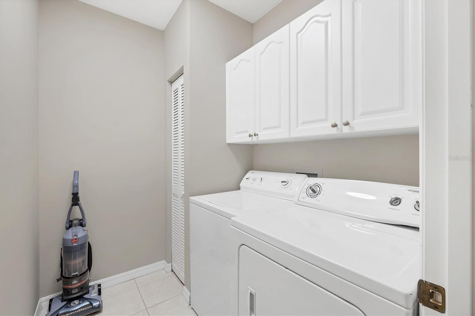 TURNBERRY PLACE - Residential